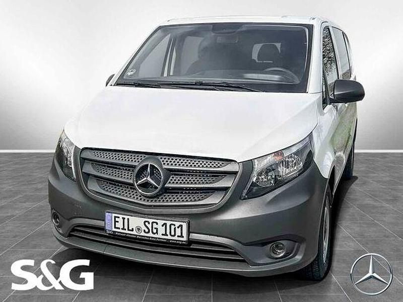 Arktikweiß Gebraucht 2024 Mercedes Vito Van / Kleinbus | 39.984 € (Teuer) - Bild 1/4