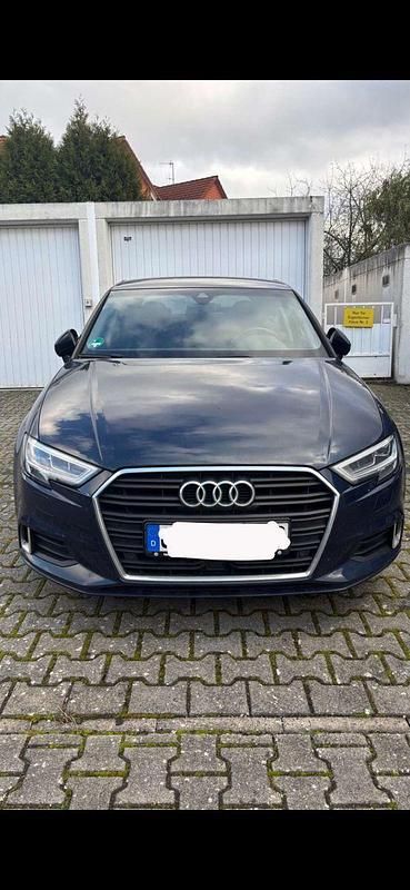 Gebraucht Audi A3 Sport 150 PS (110 kW) 2017 Blau Limousine