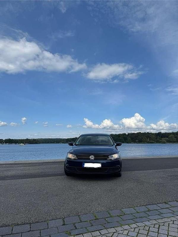 Gebraucht 2012 VW Jetta Trendline Limousine | 5.700 € (Fairer Preis) - Bild 1/4