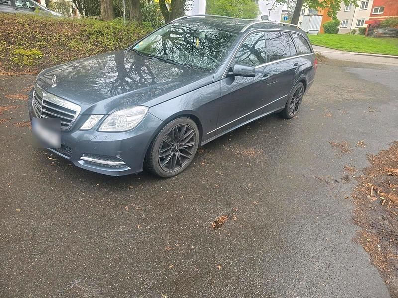 Occasion Mercedes E220 170 ch (125 kW) 2012 Gris Break