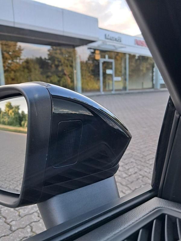 Gebraucht Audi A3 Ambiente 150 PS (110 kW) 2025 Schwarz Limousine