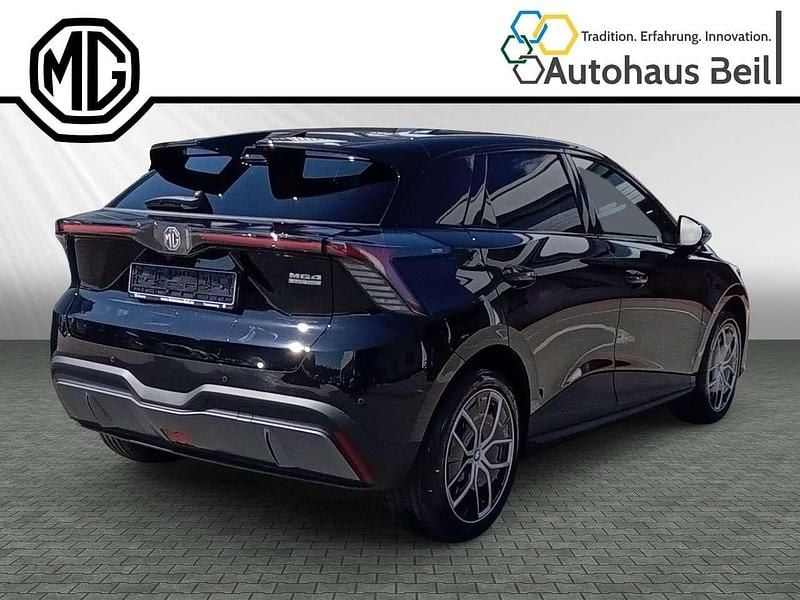 Gebraucht MG MG4 EV 150 kW (204 PS) 2025 Pebble black Kleinwagen