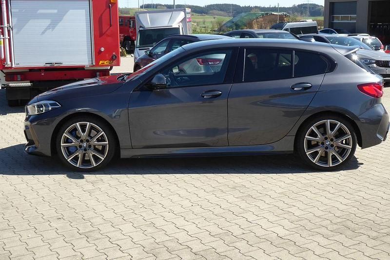 Brugt BMW M135 Performance 306 HK (225 kW) 2020 Grå Hatchback