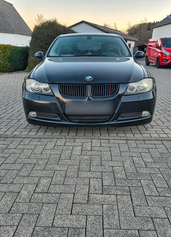 Gebraucht BMW 330 258 PS (189 kW) 2006 Schwarz Limousine