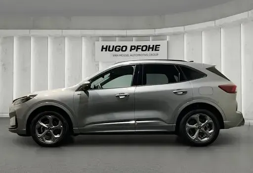 Gebraucht Ford Kuga ST-Line 186 PS (136 kW) 2025 Silber SUV