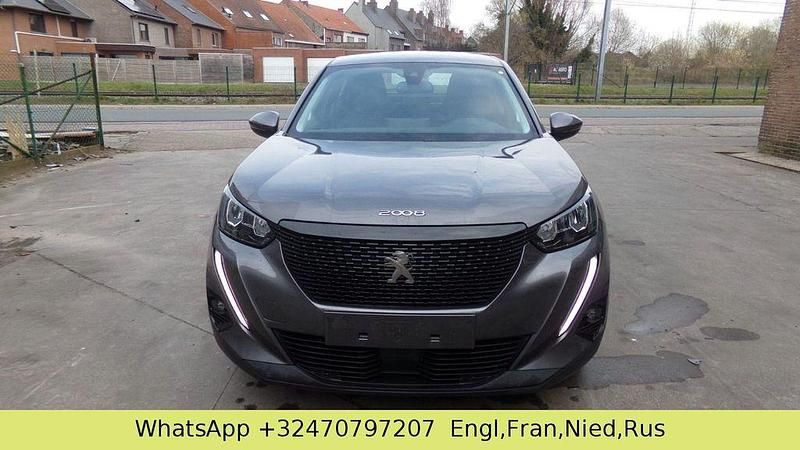 Gebraucht Peugeot 2008 110 PS (80 kW) 2021 Grau SUV