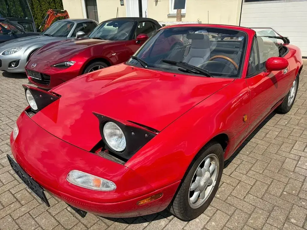 Gebraucht Mazda MX5 116 PS (85 kW) 1990 Rot Cabrio