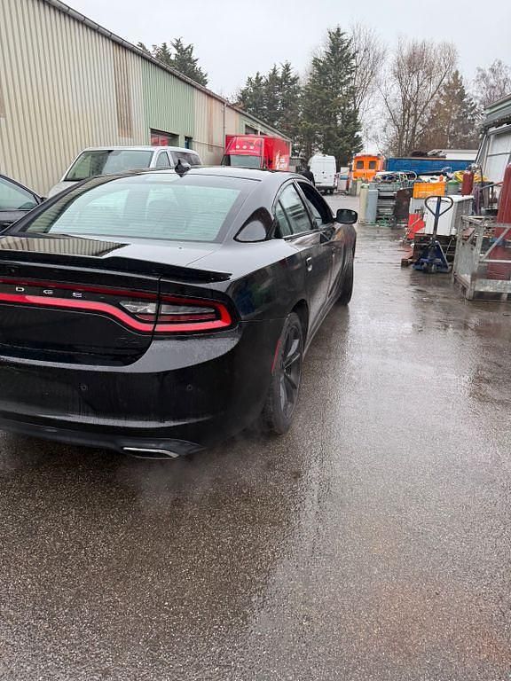 Gebraucht Dodge Charger 375 PS (275 kW) 2016 Schwarz Limousine