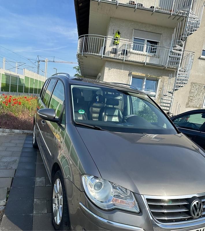 Gebraucht VW Golf VI 145 PS (106 kW) 2010 Grau Kleinwagen