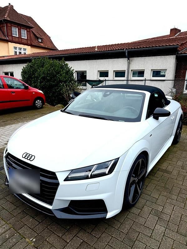 Gebraucht Audi TT Roadster S-Line 230 PS (169 kW) 2015 Weiß Cabrio
