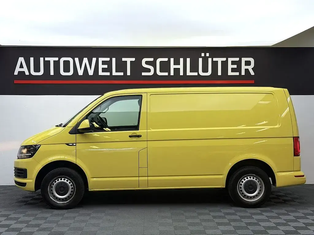 Gebraucht VW Transporter 102 PS (75 kW) 2017 Gelb Van