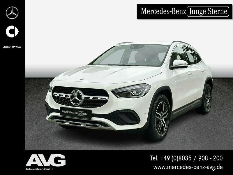 Unilack polarweiß Gebraucht 2021 Mercedes GLA180 Progressive SUV | 29.800 € (Guter Preis) - Bild 1/4