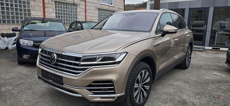Gebraucht VW Touareg 231 PS (169 kW) 2019 Gold SUV