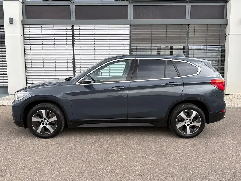 Gebraucht BMW X1 Advantage 192 PS (141 kW) 2016 Grau SUV