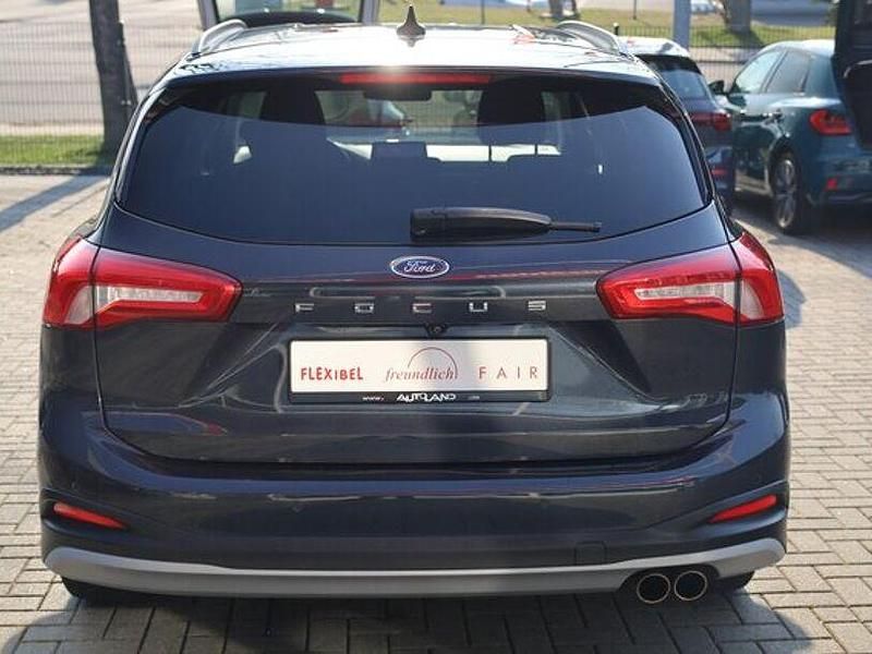 Gebraucht Ford Focus Active 150 PS (110 kW) 2020 Blau Limousine