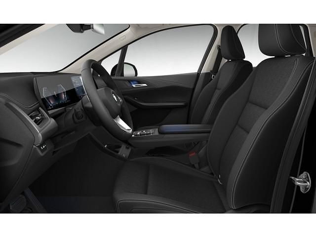 Gebraucht BMW 220 Active Tourer 156 PS (114 kW) 2025 Schwarz Van / Kleinbus
