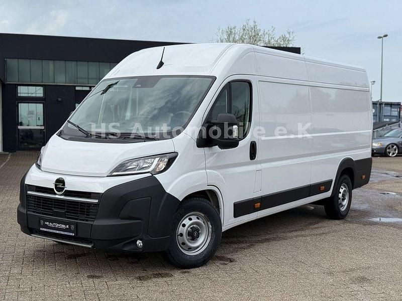 Używany Opel Movano 140 KM (102 kW) 2024 Biały Van