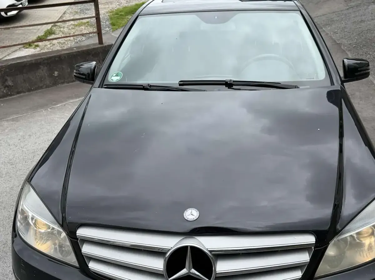 Gebraucht Mercedes C200 Edition 184 PS (135 kW) 2010 Limousine