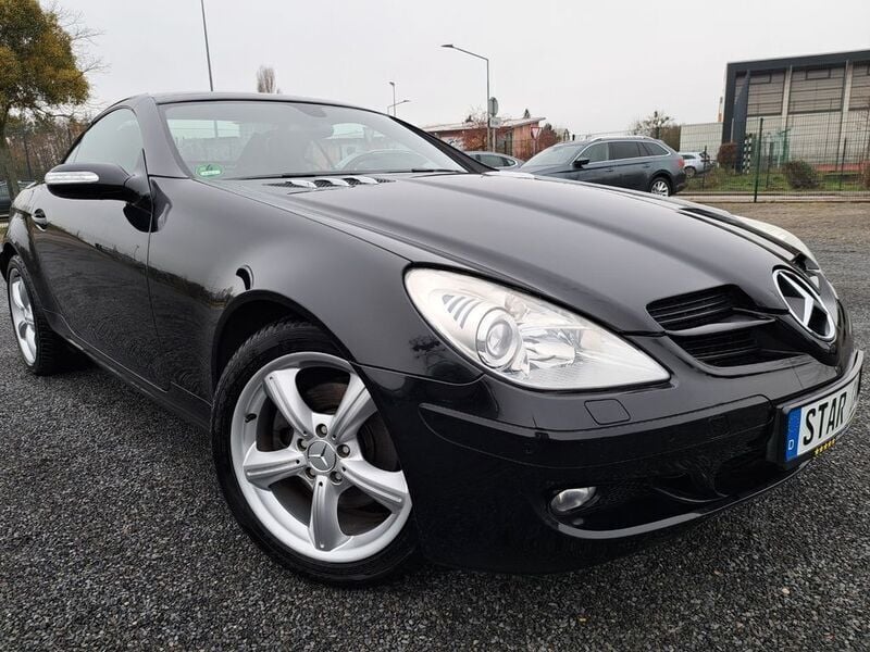 Schwarz Gebraucht 2005 Mercedes SLK280 Cabrio | 12.999 € (Fairer Preis) - Bild 1/4