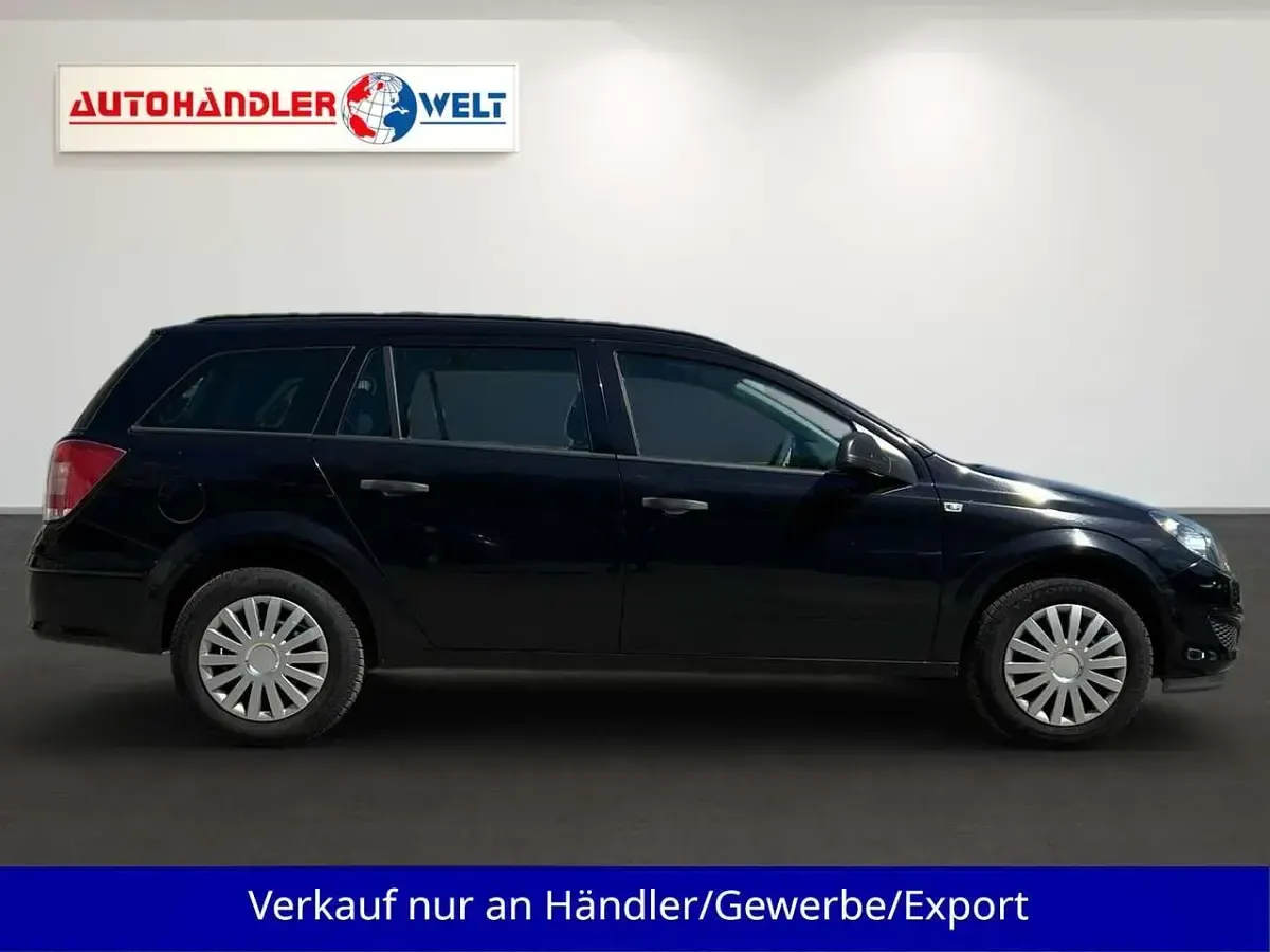 Gebraucht Opel Astra 90 PS (66 kW) 2010 Schwarz Kombi