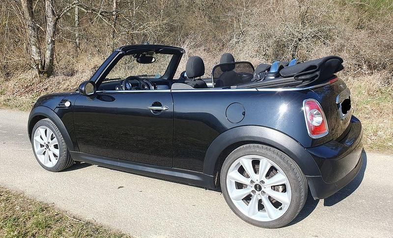 Gebraucht Mini Cooper Cabriolet 122 PS (89 kW) 2014 Schwarz Cabrio