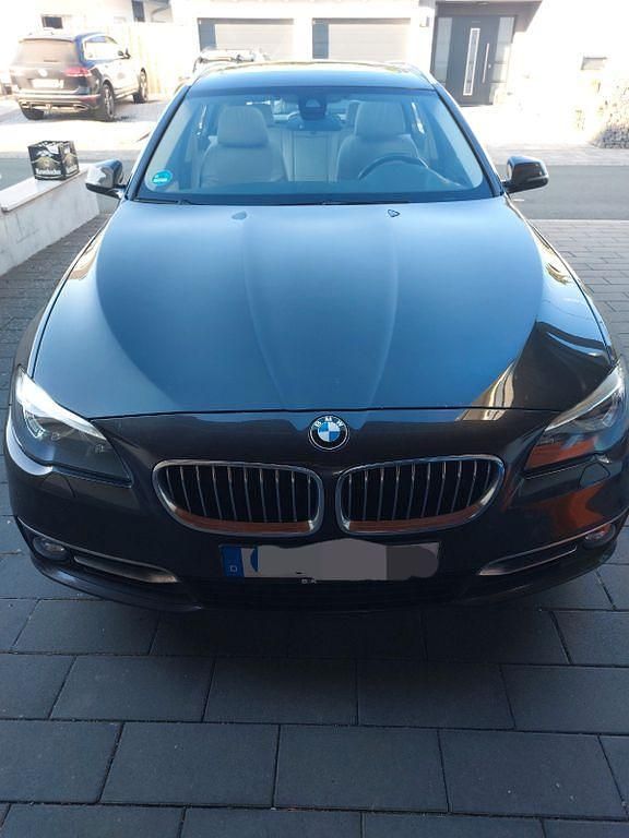 Braun Gebraucht 2016 BMW 525 Luxury Line Kombi | 11.000 € (Fairer Preis) - Bild 1/4
