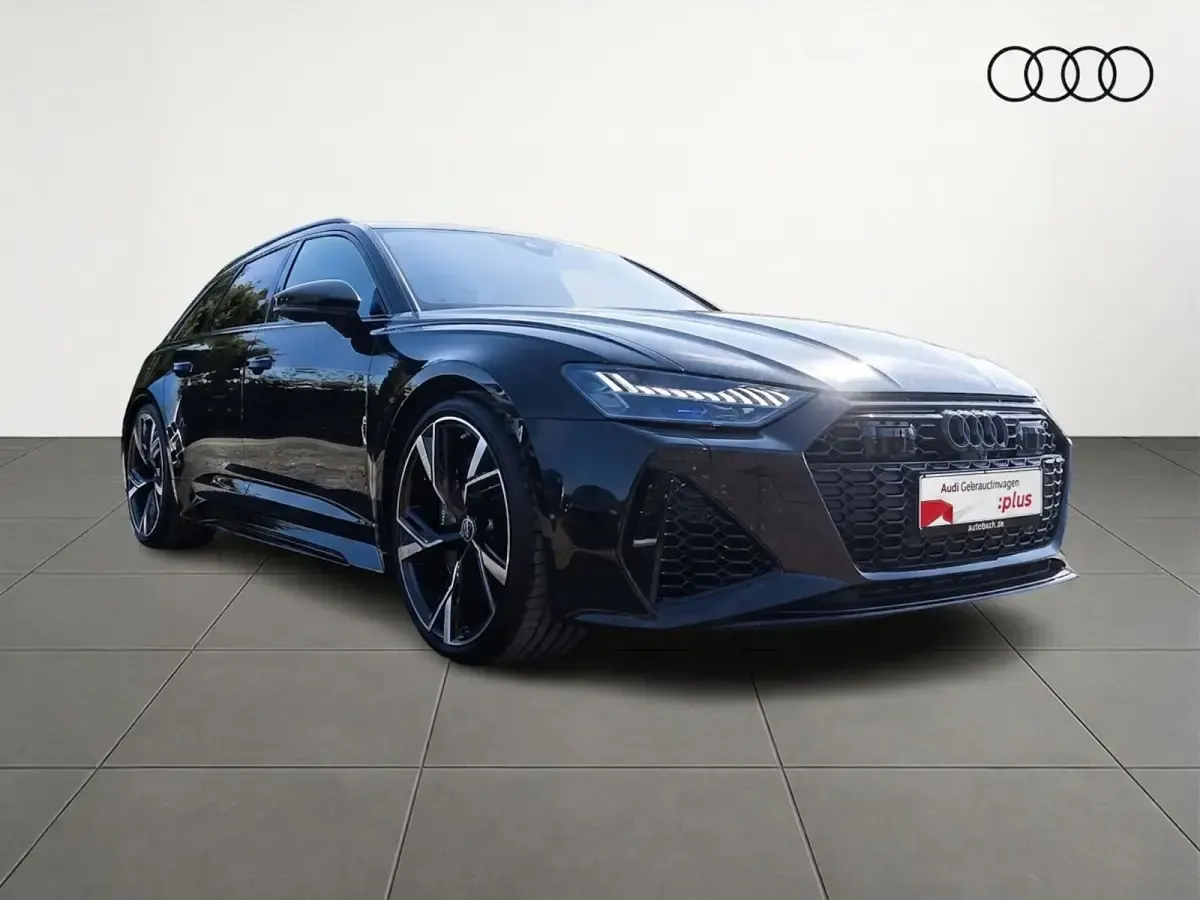 Gebraucht Audi RS6 Ambiente 600 PS (441 kW) 2023 Mythosschwarz metallic Kombi