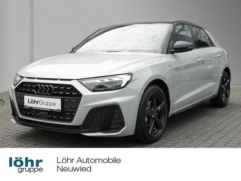 Tausilber metallic Neu 2025 Audi A1 Sportback S-Line Kleinwagen | 37.350 € (Etwas zu teuer) - Bild 1/4