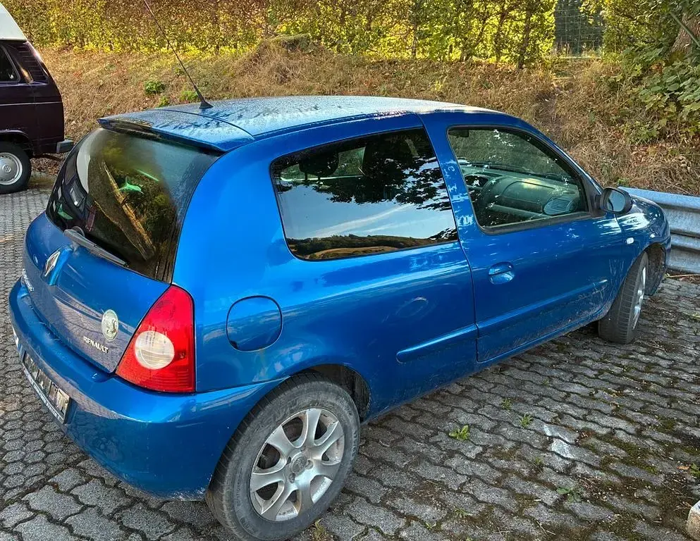 Gebraucht Renault Clio II Campus 75 PS (55 kW) 2007 Blau Limousine