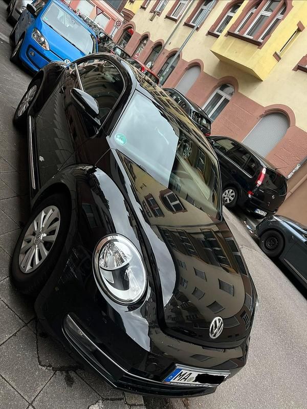 Gebraucht VW Beetle 105 PS (77 kW) 2013 Schwarz Kleinwagen