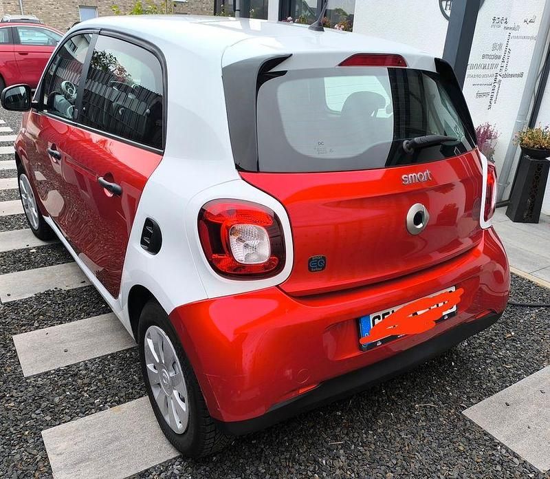 Gebraucht Smart ForFour Electric Drive 60 kW (82 PS) 2020 Rot Limousine