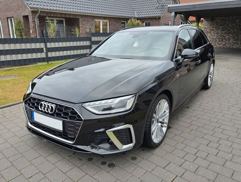 Schwarz Gebraucht 2022 Audi A4 S-Line Kombi | 28.999 € (Superpreis) - Bild 1/4