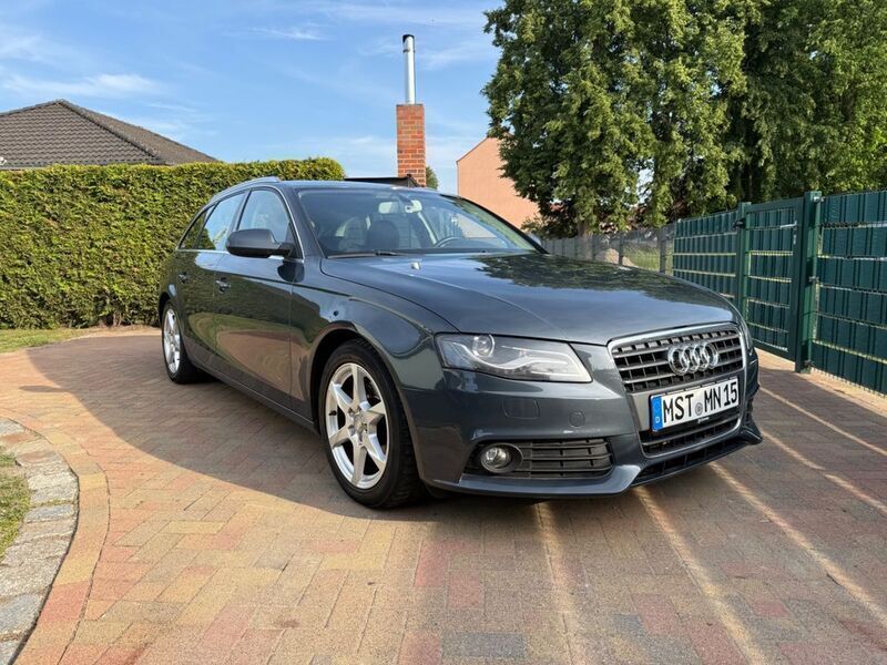 Grau Gebraucht 2009 Audi A4 Sport Kombi | 4.699 € (Superpreis) - Bild 1/4