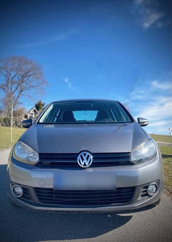 Gebraucht VW Golf VI 102 PS (75 kW) 2009 Grau Kleinwagen