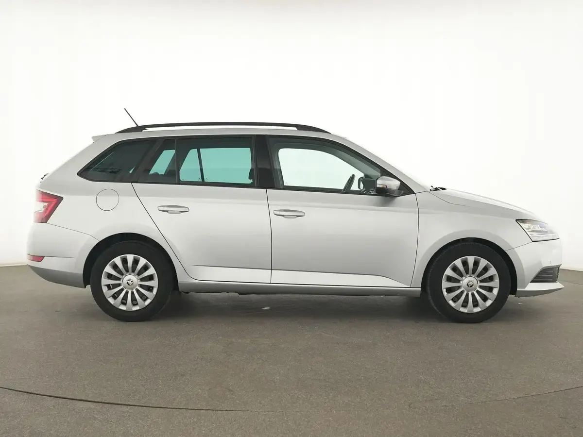 Gebraucht Skoda Fabia Business Line 95 PS (69 kW) 2022 Silber Kleinwagen