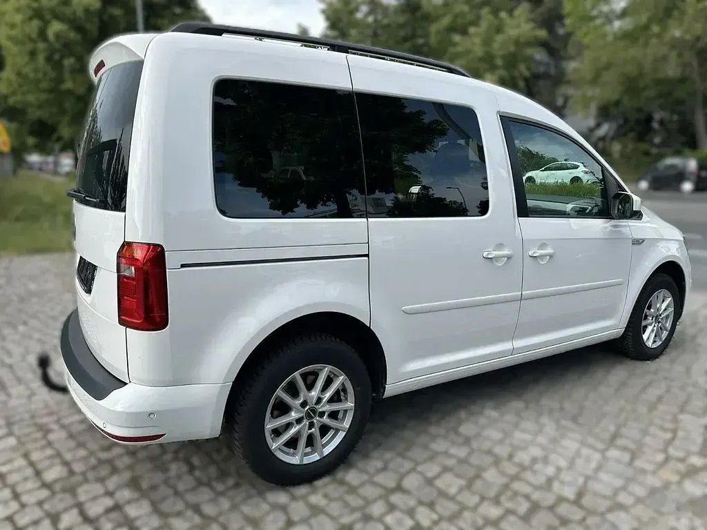 Gebraucht VW Caddy Comfortline 102 PS (75 kW) 2019 Candyweiss Van / Kleinbus