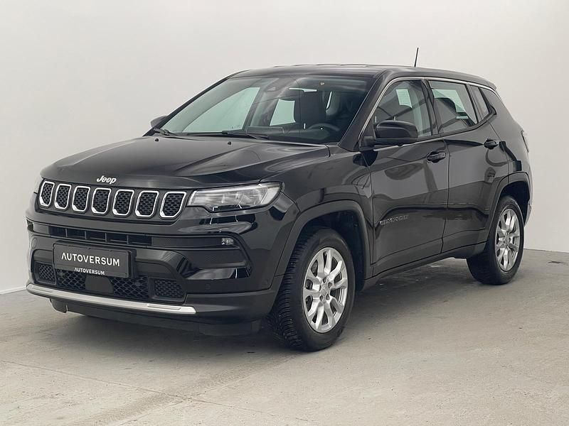 Gebraucht Jeep Compass Altitude 131 PS (96 kW) 2024 Schwarz SUV
