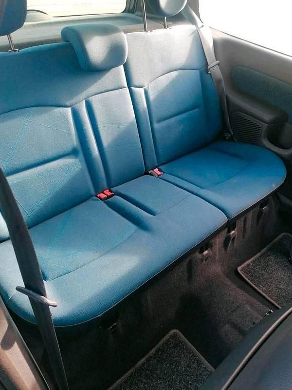 Gebraucht Renault Clio II 58 PS (42 kW) 2002 Blau Kleinwagen