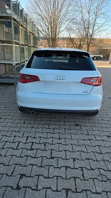 Gebraucht Audi A3 Ambition 184 PS (135 kW) 2015 Weiß Limousine