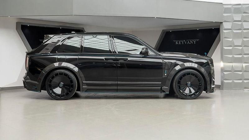 Neu Rolls Royce Cullinan 600 PS (441 kW) 2025 Schwarz SUV