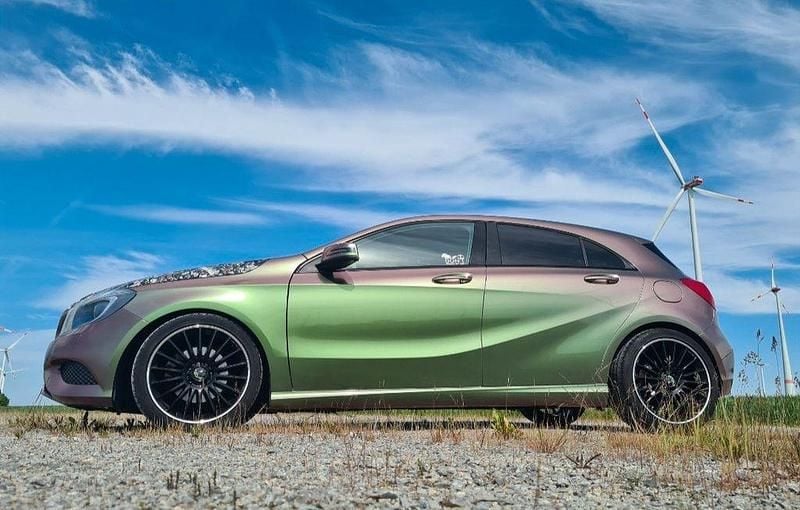 Gebraucht Mercedes A180 Style 122 PS (89 kW) 2013 Grün Limousine