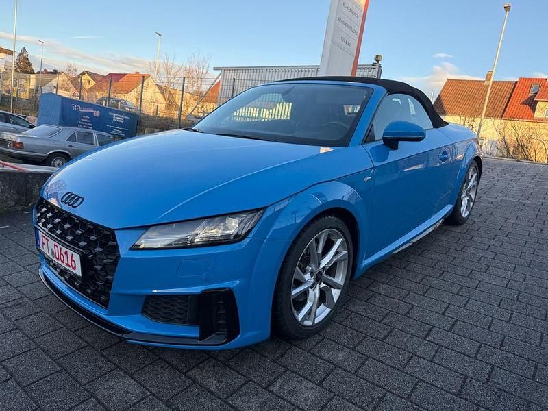 Gebraucht Audi TT S-Line 197 PS (144 kW) 2024 Blau Cabrio