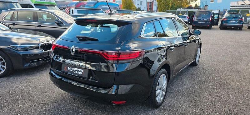 Gebraucht Renault Mégane IV Business 116 PS (85 kW) 2022 Schwarz Limousine