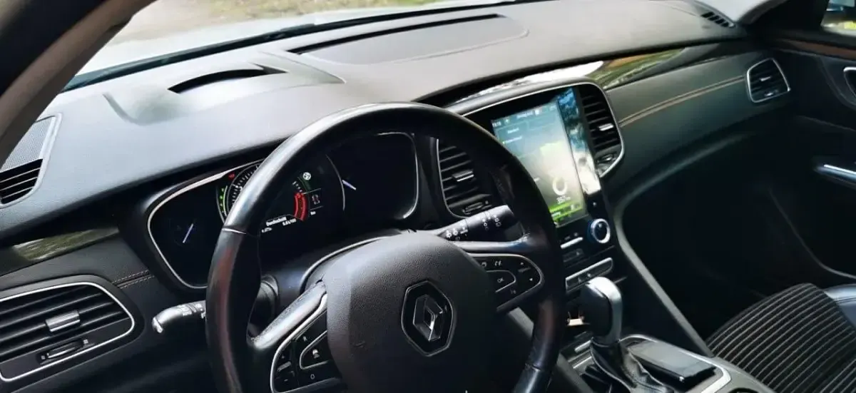 Usata Renault Talisman 132 CV (97 kW) 2017 Argento Station wagon