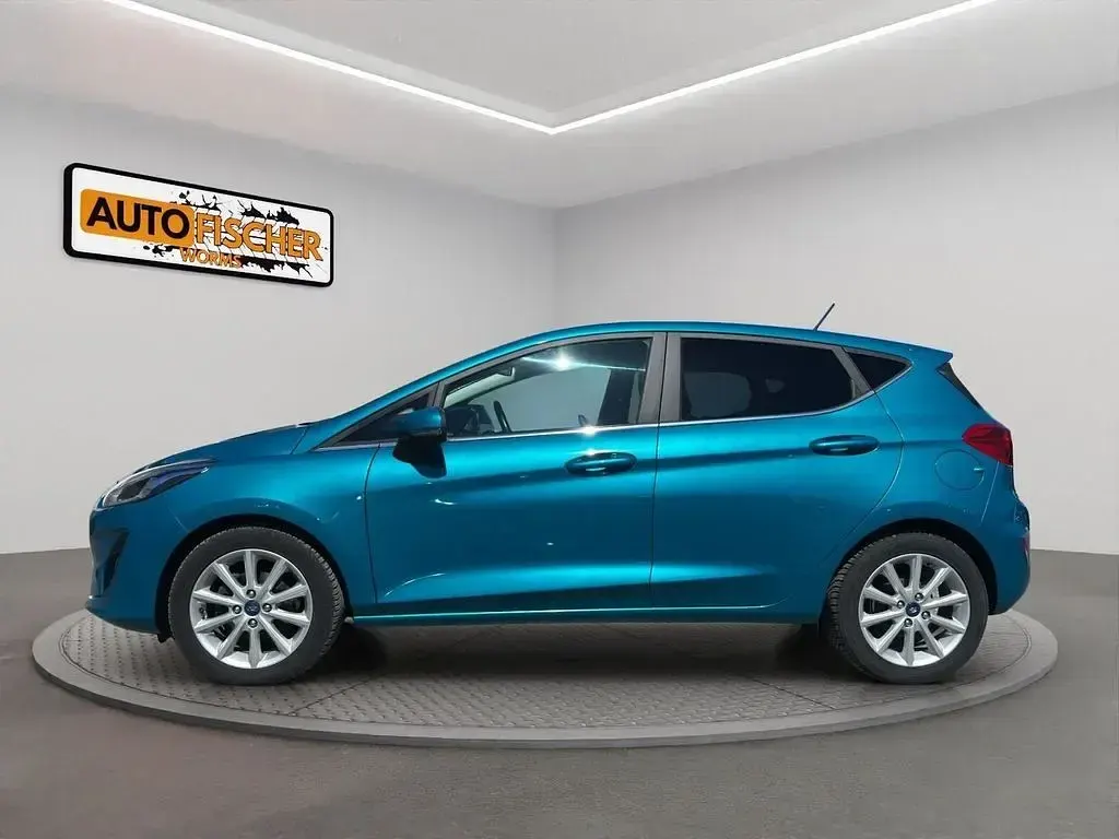 Gebraucht Ford Fiesta Titanium 101 PS (74 kW) 2017 Blau Kleinwagen