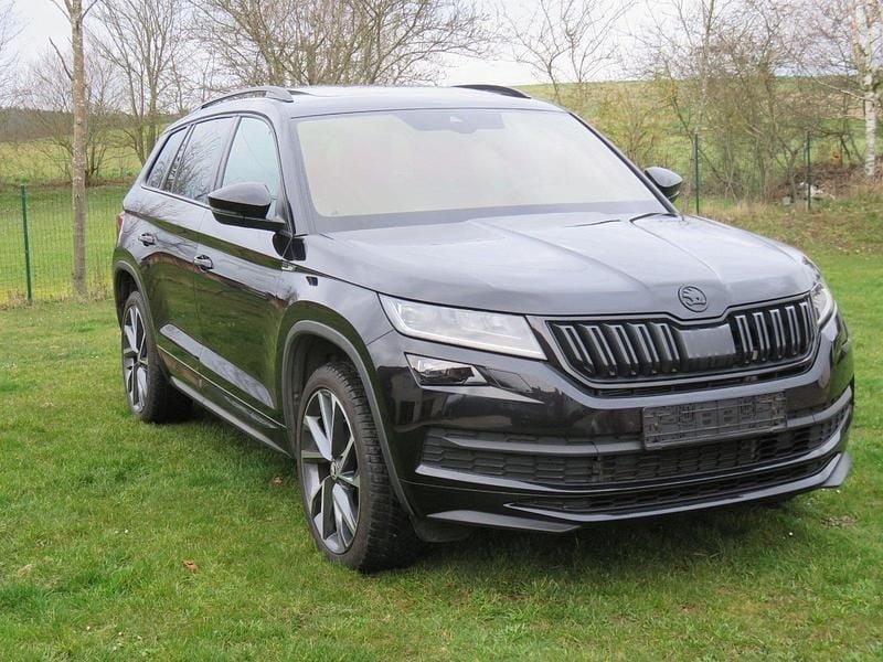 Schwarz Gebraucht 2019 Skoda Kodiaq SportLine SUV | 28.900 € (Guter Preis) - Bild 1/4