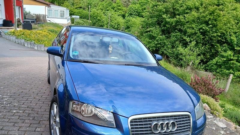 Blau Gebraucht 2006 Audi A3 Kleinwagen | 600 € (Superpreis) - Bild 1/4