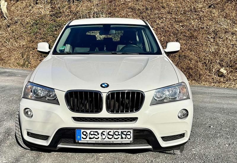 Gebraucht BMW X3 184 PS (135 kW) 2012 Weiß SUV