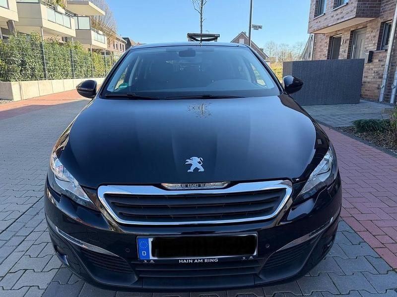 Gebraucht Peugeot 308 SW Style 120 PS (88 kW) 2015 Schwarz Kombi