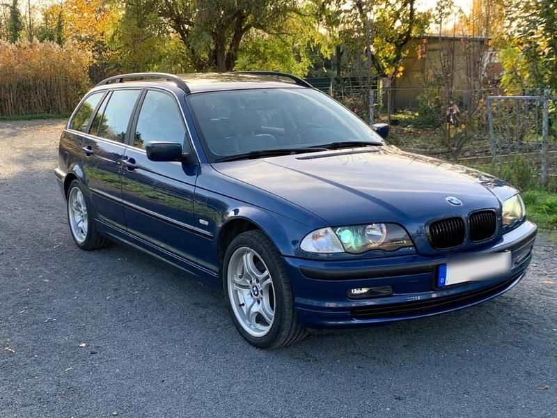 Blau Gebraucht 2001 BMW 325 M Sport Kombi | 2.500 € (Superpreis) - Bild 1/4